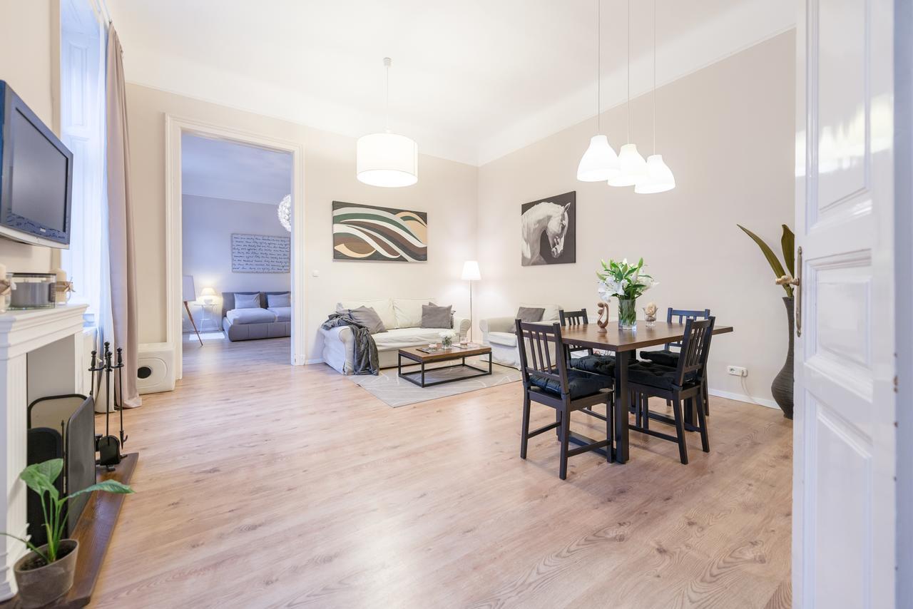Paulay Apartment Budapest Ngoại thất bức ảnh